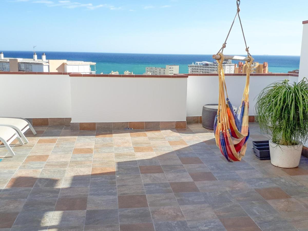 Apartamento Atico Duplex con vistas al mar. Dos plazas de garaje Torremolinos Exterior foto