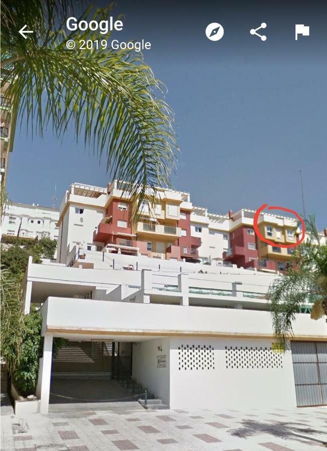 Apartamento Atico Duplex con vistas al mar. Dos plazas de garaje Torremolinos Exterior foto